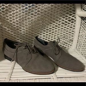 Franco Sarto Artists collection- gray loafers- Womens 7.5